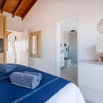 Libertas, Vivienda Con Piscina Privada Climatizada *