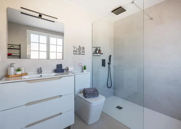 Libertas, Luxury&private Pool Villa