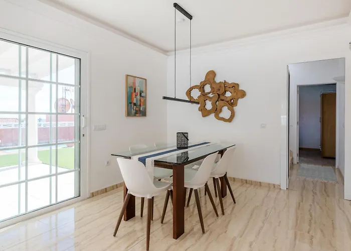 Libertas, Luxury&private Pool Villa